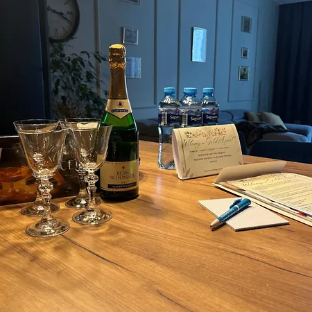 Appartement Gold - Podziemny Garaz Blisko Stadionu I Lotniska - Wygoda, Styl I Komfort *